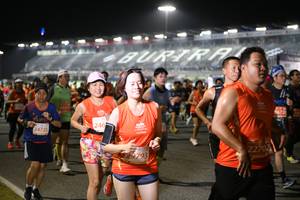BIB: 8011, 2672, 246, 24725, 22702, 23793
                            <button type="button" onclick="openModal(10893989)" class="btn btn-primary btn-sm float-right btn-popup" data-toggle="modal" data-target=".modal-high-quality">
                        <i class="fas fa-shopping-cart"></i> Add to Cart
                    </button>
                                            <button type="button" onclick="isThisMe(10893989, true)" class="btn btn-success btn-sm float-right btn-popup btn-isme hidden" data-toggle="tooltip" data-placement="bottom" title="นี่คือรูปของคุณใช่ไหม คลิกที่นี่เพื่อเอาเข้าอัลบั้ม">
                        <i class="fas fa-plus"></i> Add to album
                    </button>
                    <button type="button" onclick="isThisMe(10893989, false)" class="btn btn-warning btn-sm float-right btn-popup btn-isnotme hidden">
                        <i class="fas fa-ban"></i> Remove from album
                    </button>